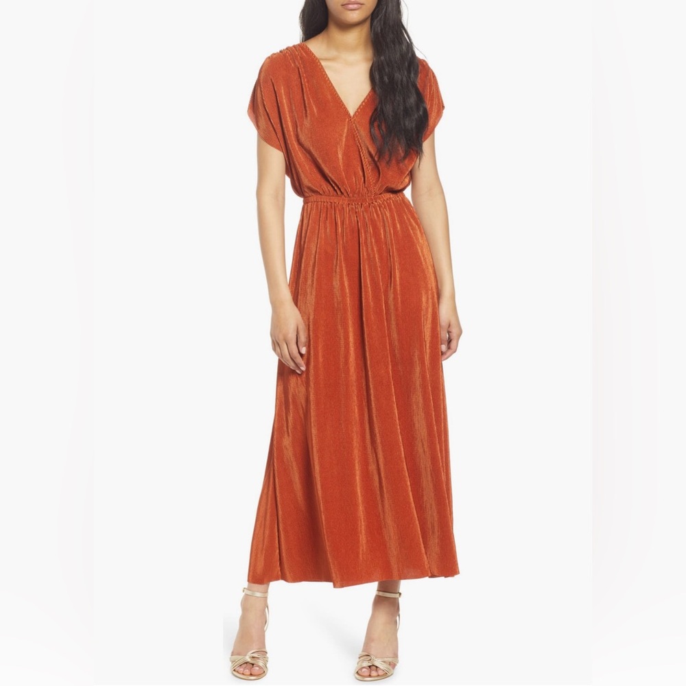 FLORET STUDIOS
Plissé Pleated Surplice Dress